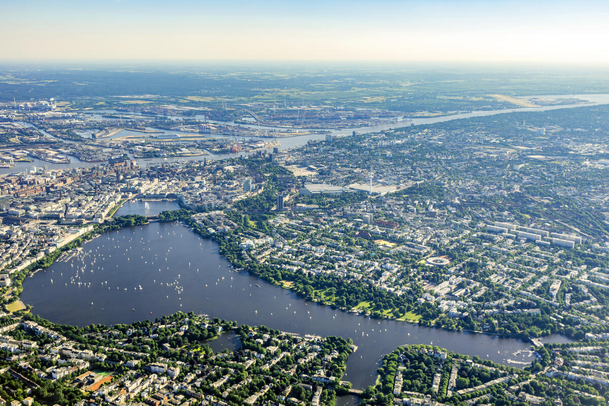 Aerial view of the Außenalster and Hamburg.