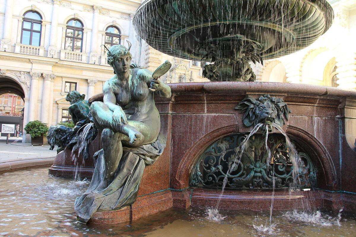 Fountain sculptures in the courtyard of Hamburg Town Hall.