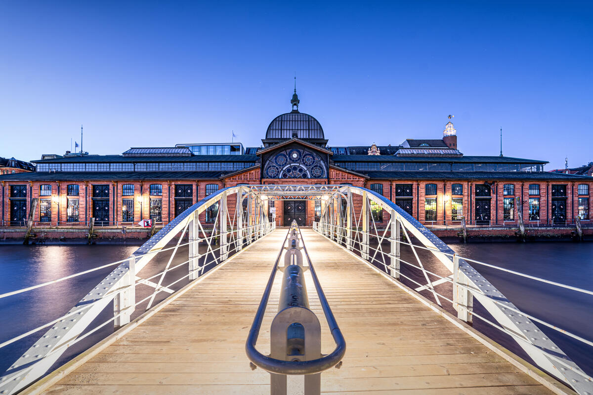 Altona’s Fish Auction Hall seen from the pier.