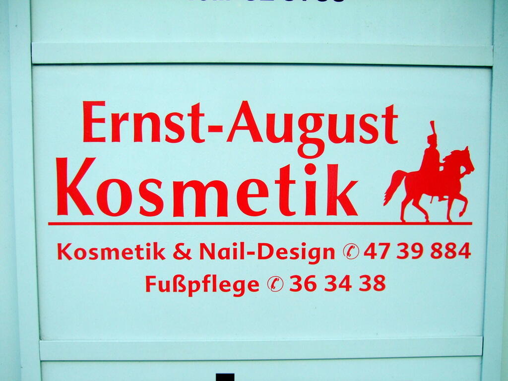 Ernst-August-Kosmetik sign offering nail design and foot care