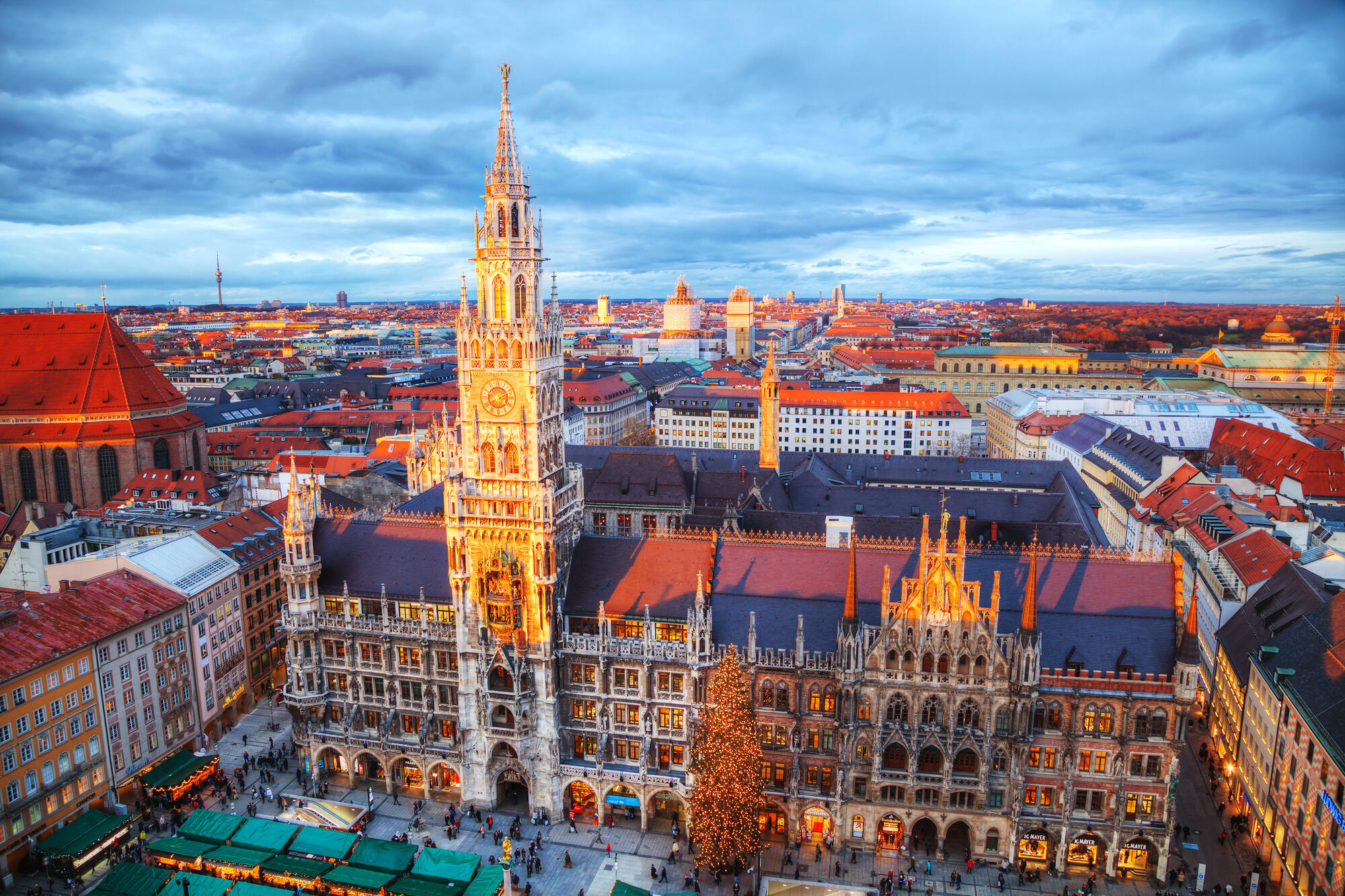 Marienplatz and the New Town Hall from above.